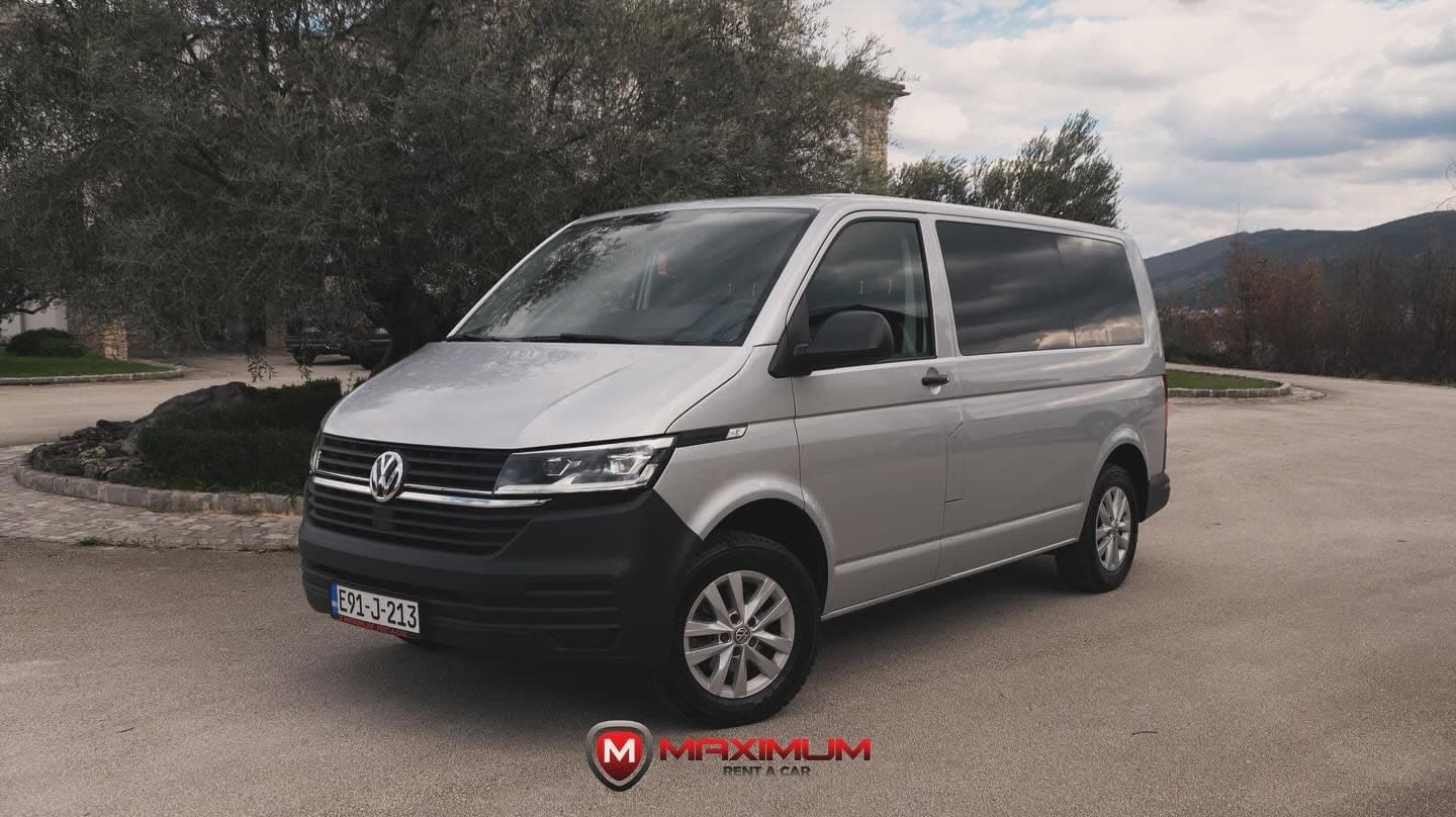 VW Transporter (8+1) — 1/3